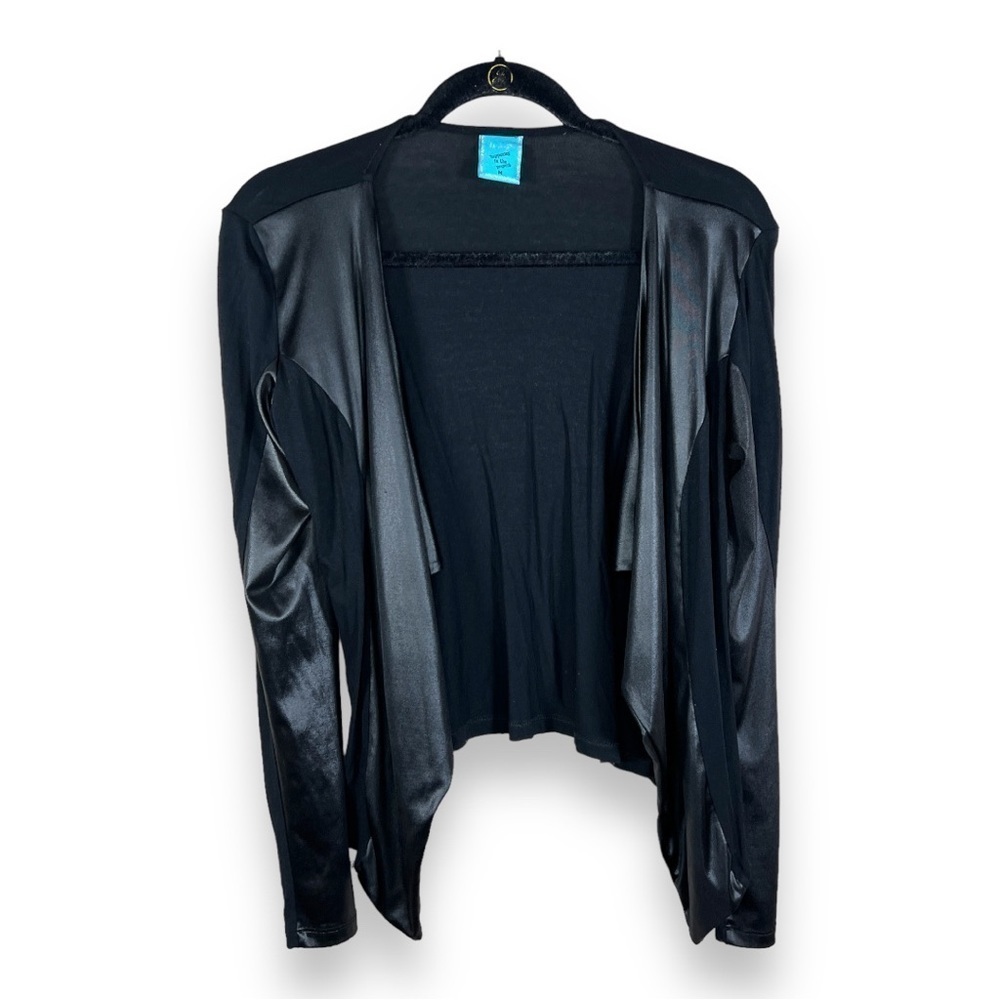 MEDIUM HIP BRAND BLACK SHRUG FAUX LEATHER ACCENT GOTH RETRO  LONG SLEEVE